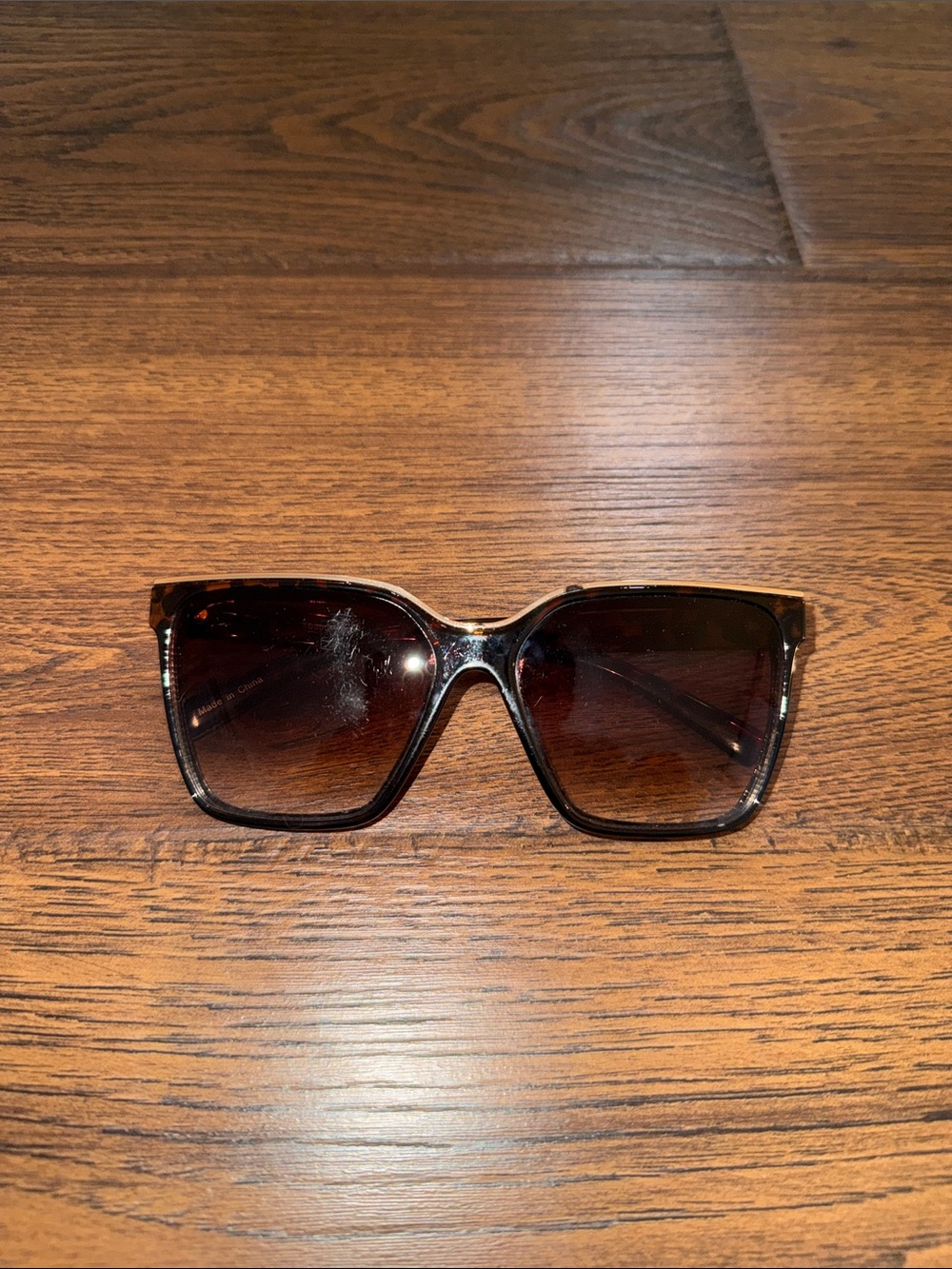Women's Oversized Square Sunglasses in Tortoiseshell Brown